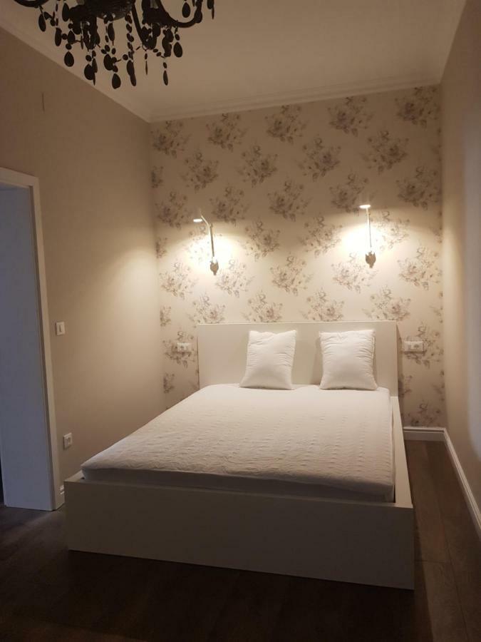 Apartments Lorenco Tisno Exterior foto